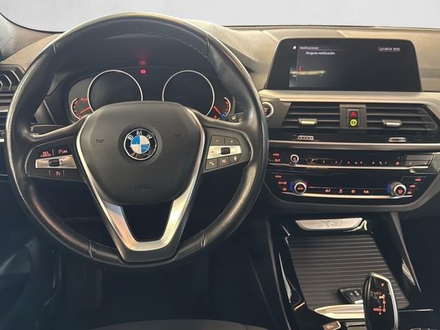 BMW X3 xDrive20d color Negro. Año 2021. 140KW(190CV). Diésel. En concesionario Enekuri Motor de Vizcaya