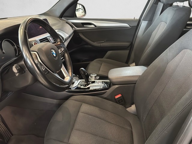 BMW X3 xDrive20d color Negro. Año 2021. 140KW(190CV). Diésel. En concesionario Enekuri Motor de Vizcaya