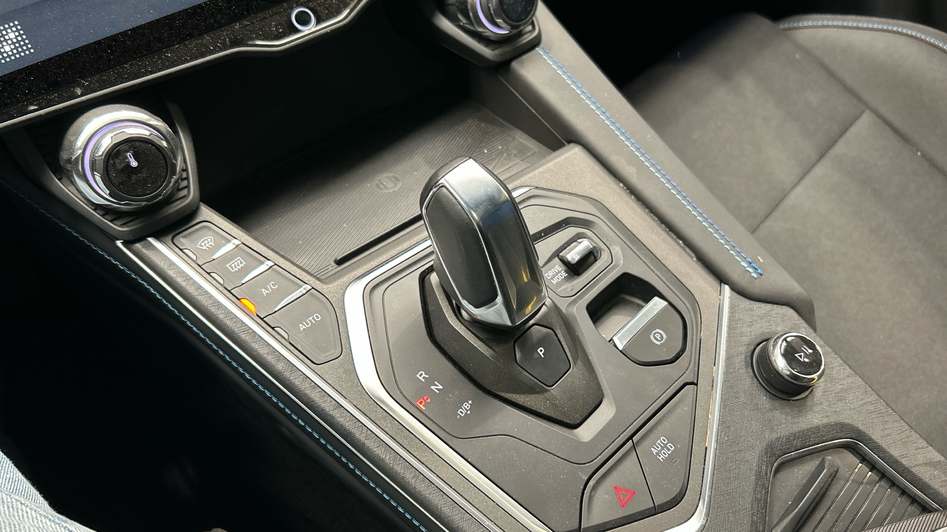 Lynk & Co 01 segunda mano 84823405 - 16