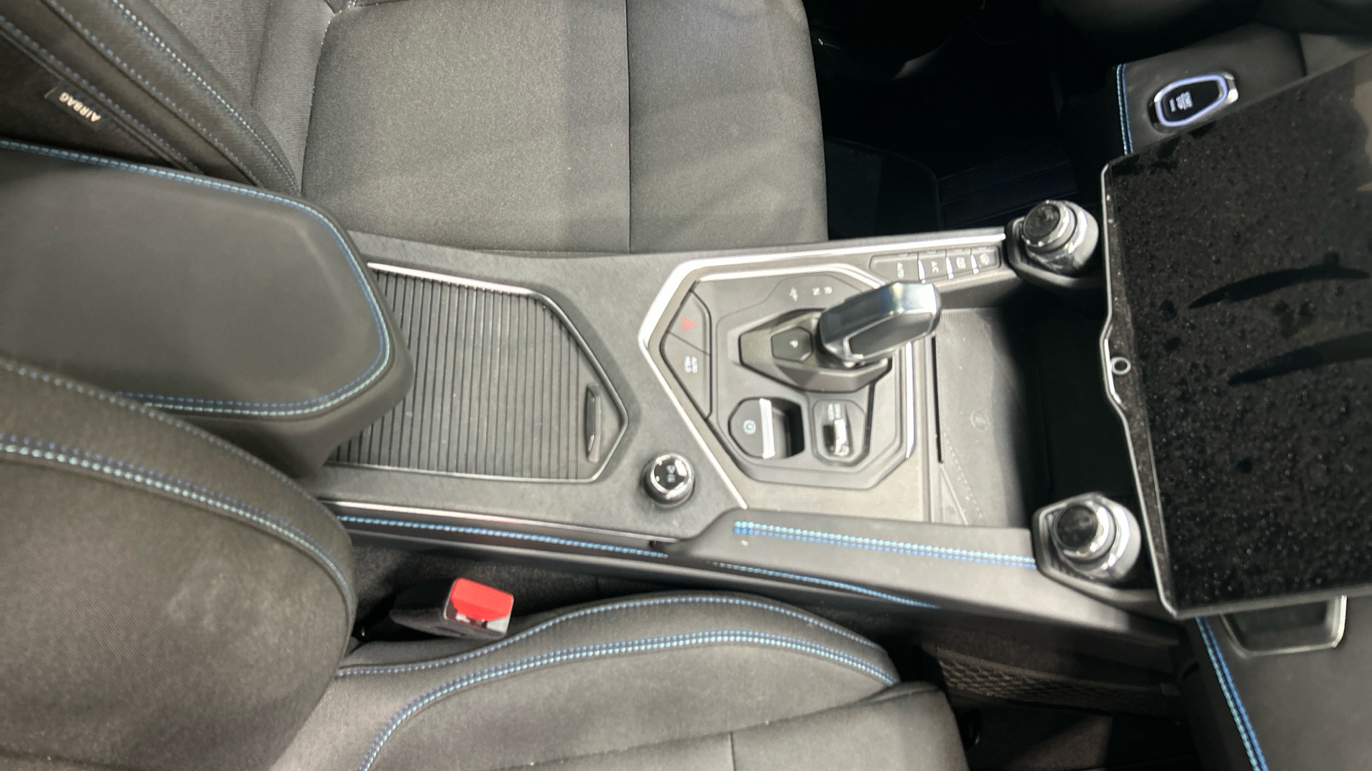 Lynk & Co 01 segunda mano 84823405 - 25