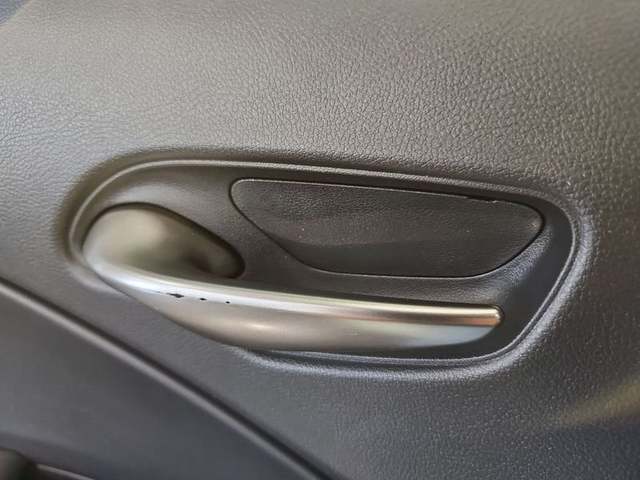 Foto 22 Lexus UX 250h Business 2WD 135 kW (184 CV)