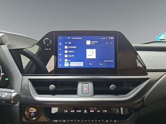 Foto 18 Lexus UX 300h Plus 146 kW (199 CV)