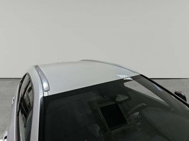 Foto 6 Lexus UX 300h Plus 146 kW (199 CV)