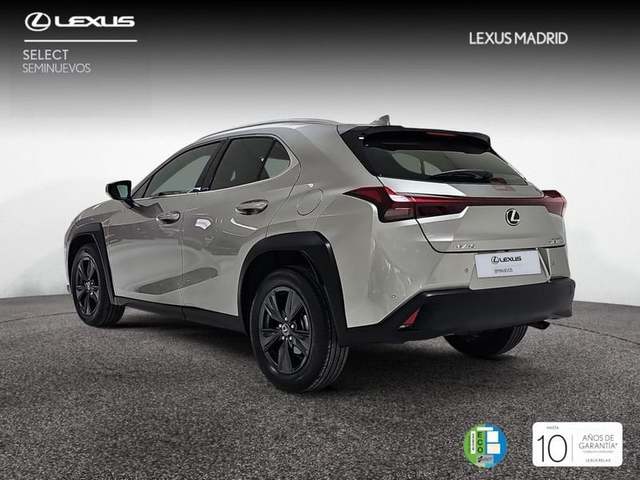 Foto 2 Lexus UX 300h Plus 146 kW (199 CV)