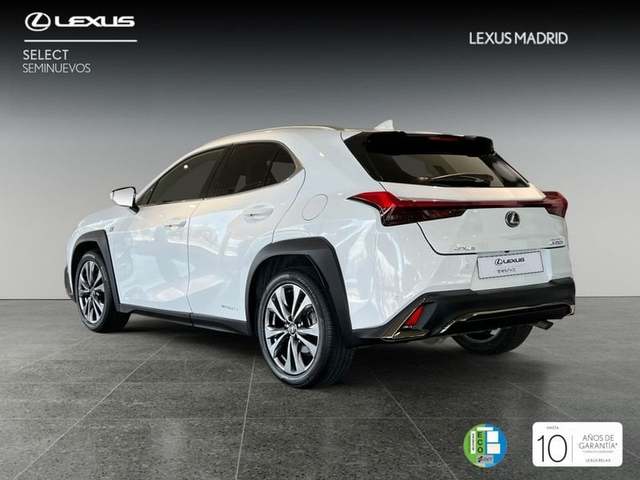 Foto 2 Lexus UX 250h F Sport 135 kW (184 CV)