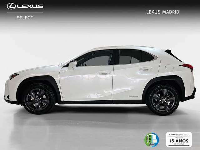 Foto 3 Lexus UX 250h Business 2WD 135 kW (184 CV)