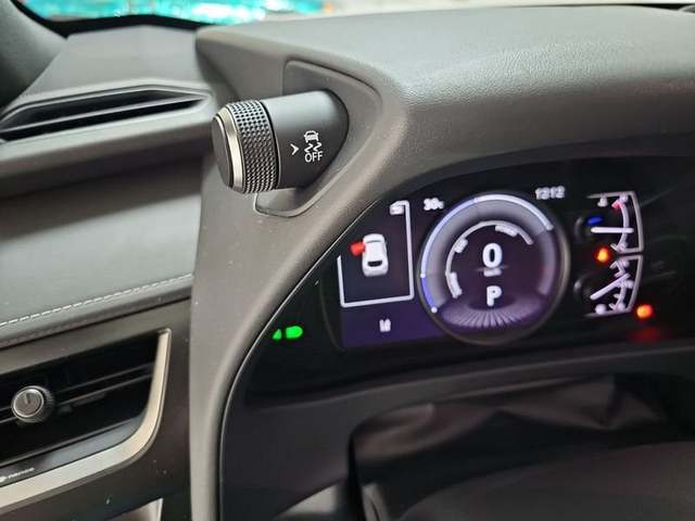 Foto 20 Lexus UX 250h Business 2WD 135 kW (184 CV)