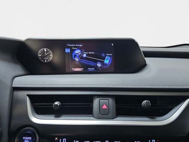 Foto 22 Lexus UX 250h Business 2WD 135 kW (184 CV)