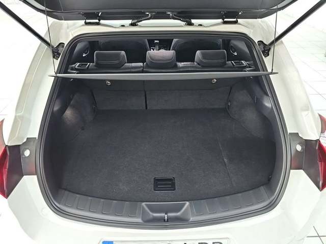 Foto 39 Lexus UX 250h Business 2WD 135 kW (184 CV)