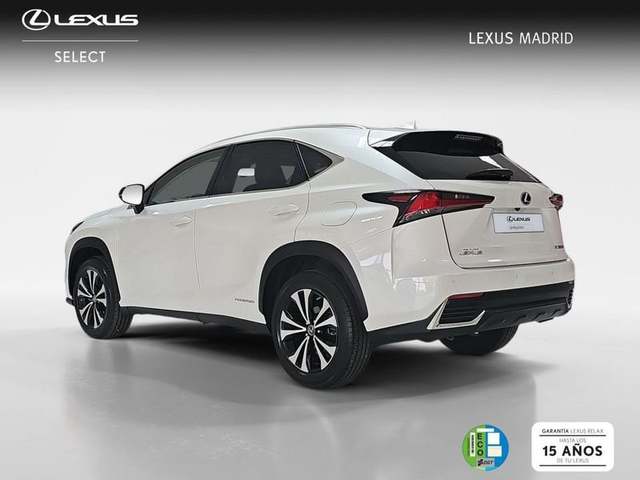 Foto 2 Lexus NX 300h Premium 2WD 145 kW (197 CV)
