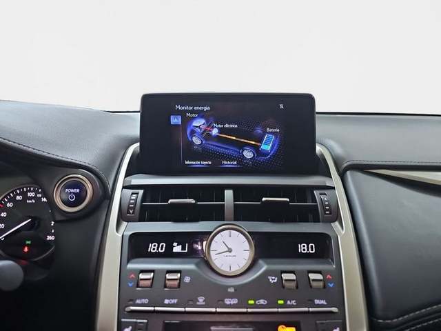 Foto 22 Lexus NX 300h Premium 2WD 145 kW (197 CV)