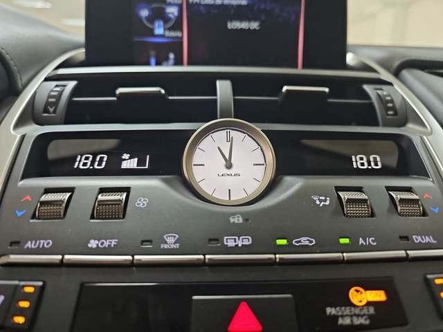 Foto 25 Lexus NX 300h Premium 2WD 145 kW (197 CV)