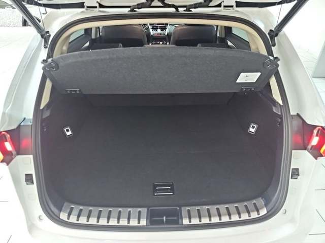 Foto 40 Lexus NX 300h Premium 2WD 145 kW (197 CV)