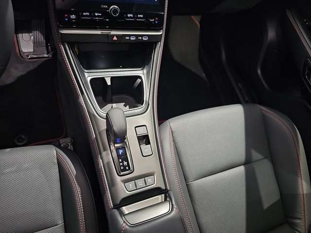 Foto 22 Lexus LBX 1.5 HEV Emotion+ 100 kW (136 CV)