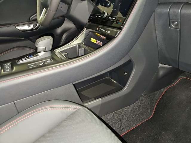 Foto 23 Lexus LBX 1.5 HEV Emotion+ 100 kW (136 CV)