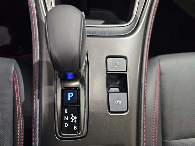 Foto 25 Lexus LBX 1.5 HEV Emotion+ 100 kW (136 CV)