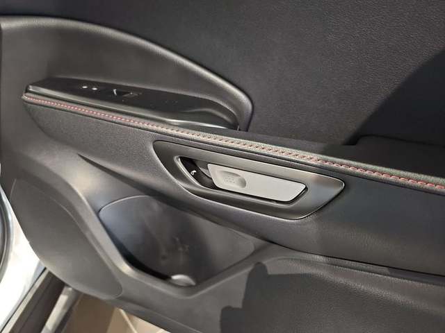 Foto 30 Lexus LBX 1.5 HEV Emotion+ 100 kW (136 CV)