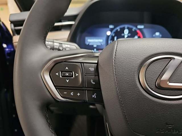 Foto 16 Lexus LBX 1.5 HEV Elegant Plus 100 kW (136 CV)