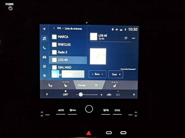 Foto 23 Lexus LBX 1.5 HEV Elegant Plus 100 kW (136 CV)