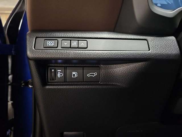 Foto 26 Lexus LBX 1.5 HEV Elegant Plus 100 kW (136 CV)