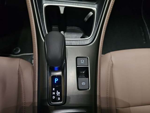 Foto 29 Lexus LBX 1.5 HEV Elegant Plus 100 kW (136 CV)