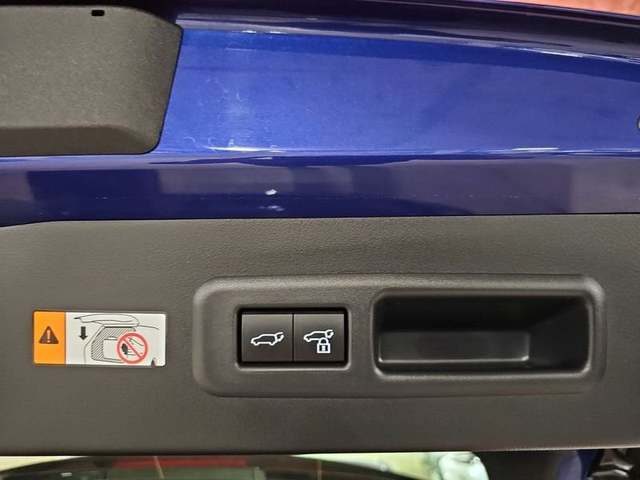 Foto 34 Lexus LBX 1.5 HEV Elegant Plus 100 kW (136 CV)