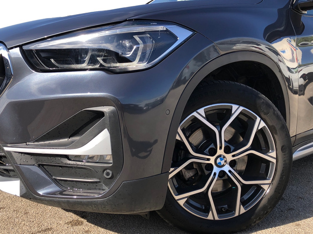 BMW X1 xDrive18d color Gris. Año 2021. 110KW(150CV). Diésel. En concesionario Vehinter Getafe de Madrid