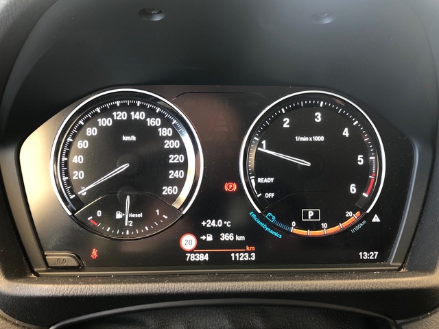 BMW X1 sDrive18d color Negro. Año 2021. 110KW(150CV). Diésel. En concesionario Vehinter Getafe de Madrid