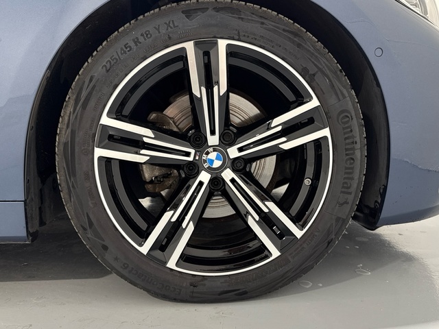 BMW Serie 4 420d Cabrio color Azul. Año 2021. 140KW(190CV). Diésel. En concesionario Auto Premier, S.A. - MADRID de Madrid