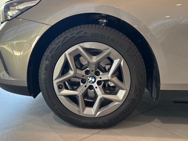 BMW Serie 5 520d Touring color Gris. Año 2024. 145KW(197CV). Diésel. En concesionario Motor Gorbea de Álava