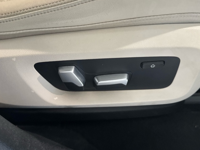 BMW X6 xDrive40d color Negro. Año 2021. 250KW(340CV). Diésel. En concesionario Motor Gorbea de Álava