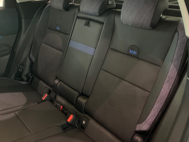 fotoG 8 del MINI MINI Countryman D 120 kW (163 CV) 163cv Diésel del 2024 en Pontevedra