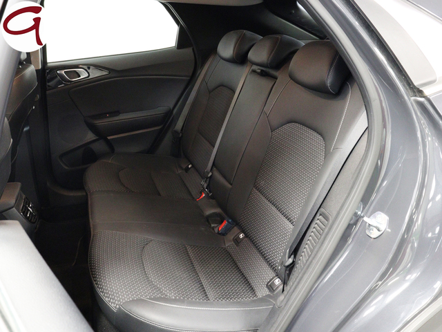 Foto 8 Kia XCeed 1.6 GDi PHEV eDrive 104 kW (141 CV)