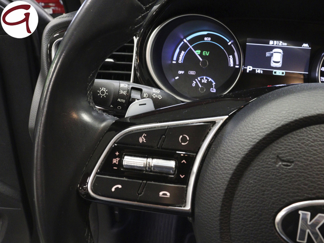 Foto 12 Kia XCeed 1.6 GDi PHEV eDrive 104 kW (141 CV)