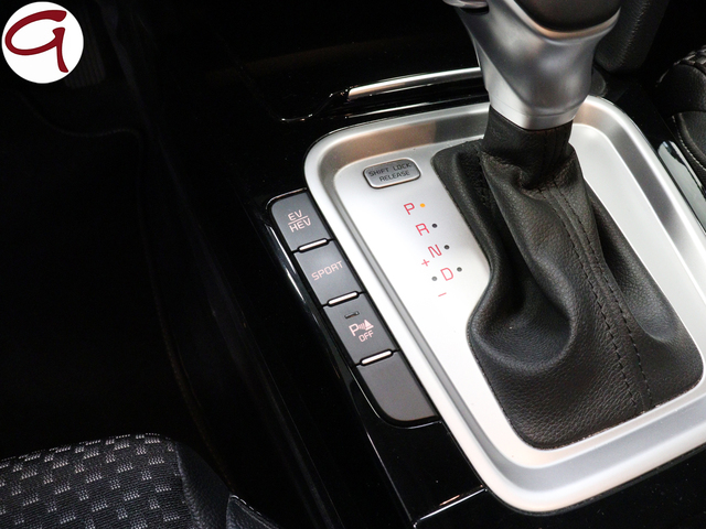 Foto 21 Kia XCeed 1.6 GDi PHEV eDrive 104 kW (141 CV)