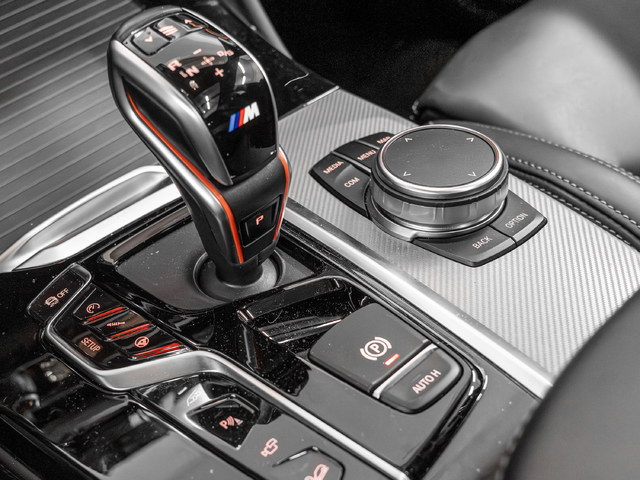 BMW M X3 M color Rojo. Año 2021. 353KW(480CV). Gasolina. En concesionario Caetano Cuzco, Alcalá de Madrid