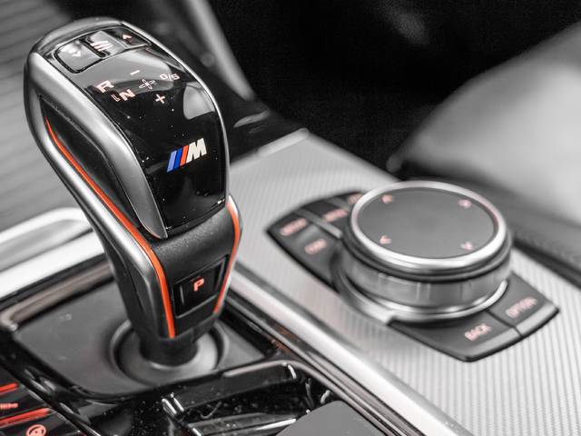 BMW M X3 M color Rojo. Año 2021. 353KW(480CV). Gasolina. En concesionario Caetano Cuzco, Alcalá de Madrid