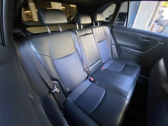 Toyota Rav4 2.5l hybrid Black Edition 4WD 163 kW (222 CV)