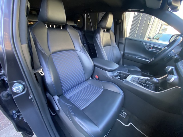 Toyota Rav4 2.5l hybrid Black Edition 4WD 163 kW (222 CV)