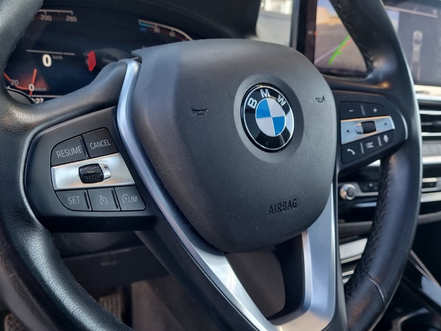 BMW X3 xDrive20d color Gris. Año 2022. 140KW(190CV). Diésel. En concesionario GANDIA Automoviles Fersan, S.A. de Valencia