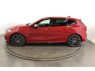 Fotos de BMW Serie 1 M135i color Rojo. Año 2020. 225KW(306CV). Gasolina. En concesionario Proa Premium Palma de Illes Balears