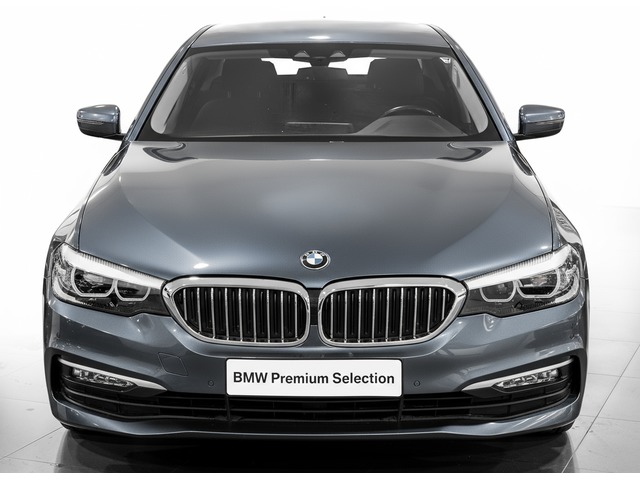 BMW Serie 5 520d color Azul. Año 2017. 140KW(190CV). Diésel. En concesionario Caetano Cuzco, Alcalá de Madrid