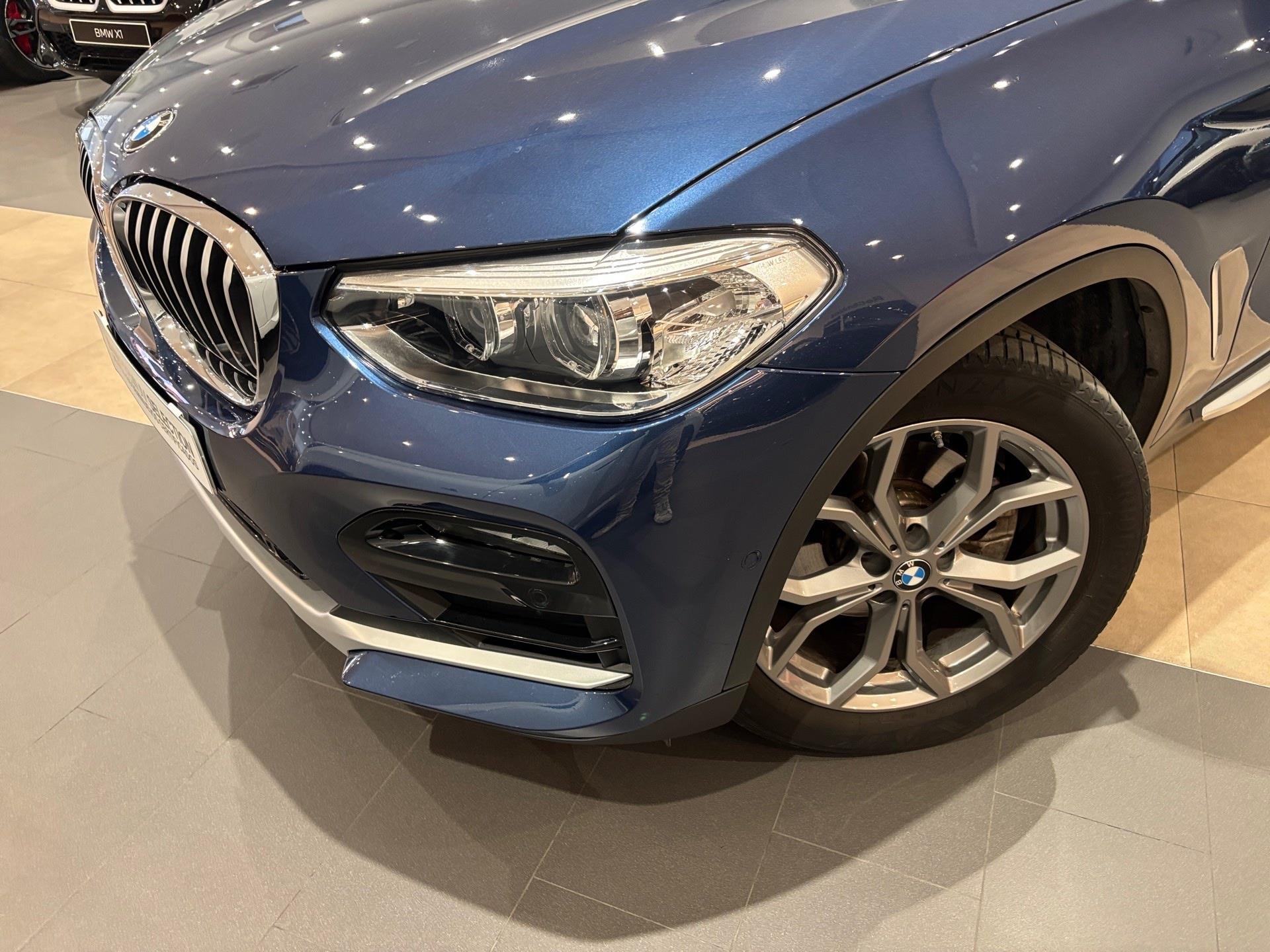 BMW X4 xDrive20d color Azul. Año 2021. 140KW(190CV). Diésel. En concesionario Automotor Costa, S.L.U. de Almería