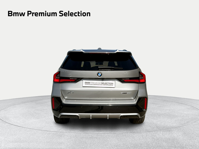 BMW X1 sDrive20i color Gris Plata. Año 2024. 125KW(170CV). Gasolina. En concesionario San Pablo Motor | Su Eminencia de Sevilla