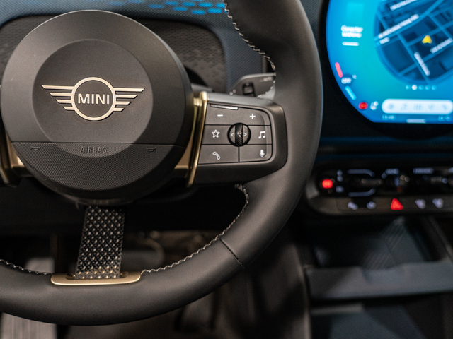 fotoG 16 del MINI MINI Countryman D 120 kW (163 CV) 163cv Diésel del 2025 en Madrid