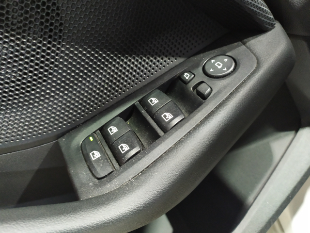 BMW Serie 2 218i Gran Coupe color Blanco. Año 2022. 103KW(140CV). Gasolina. En concesionario Hispamovil Elche de Alicante