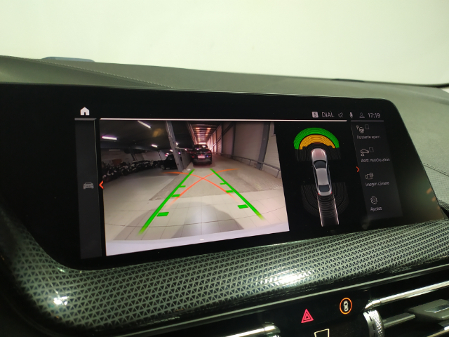 BMW Serie 2 218i Gran Coupe color Blanco. Año 2022. 103KW(140CV). Gasolina. En concesionario Hispamovil Elche de Alicante