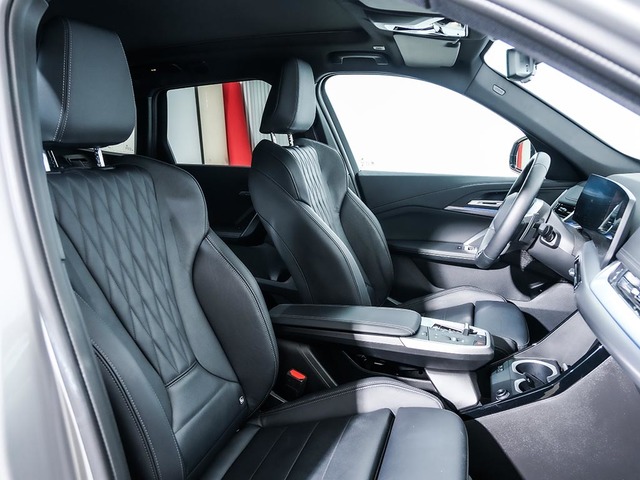 BMW X1 sDrive20d color Gris Plata. Año 2024. 120KW(163CV). Diésel. En concesionario Oliva Motor Tarragona de Tarragona