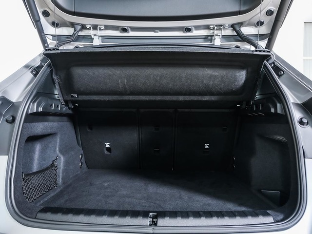 BMW X1 sDrive20d color Gris Plata. Año 2024. 120KW(163CV). Diésel. En concesionario Oliva Motor Tarragona de Tarragona