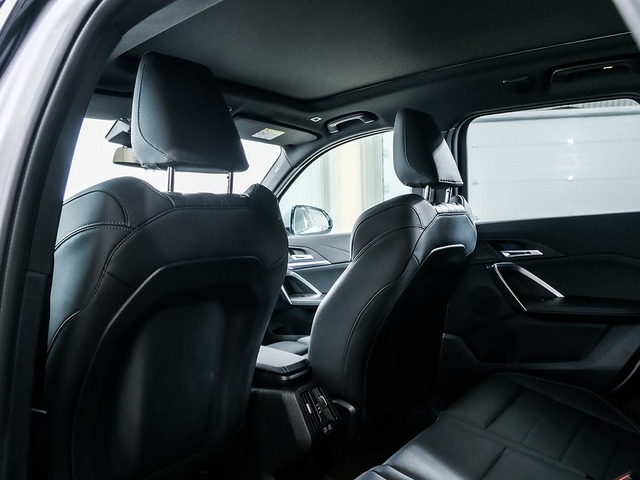 BMW X1 sDrive20d color Gris Plata. Año 2024. 120KW(163CV). Diésel. En concesionario Oliva Motor Tarragona de Tarragona